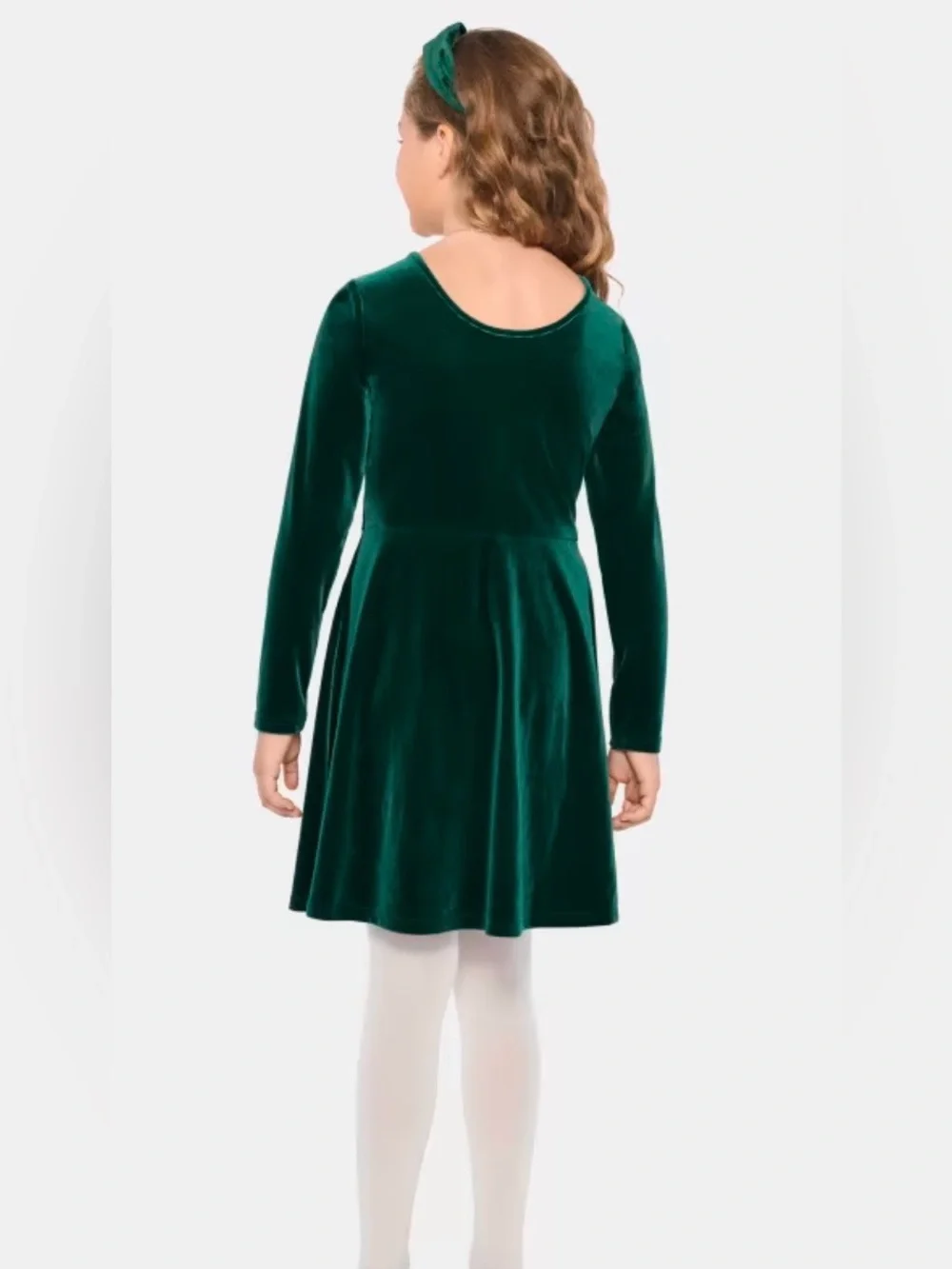 CHILDREN’S PLACE Velour dress. Size M.